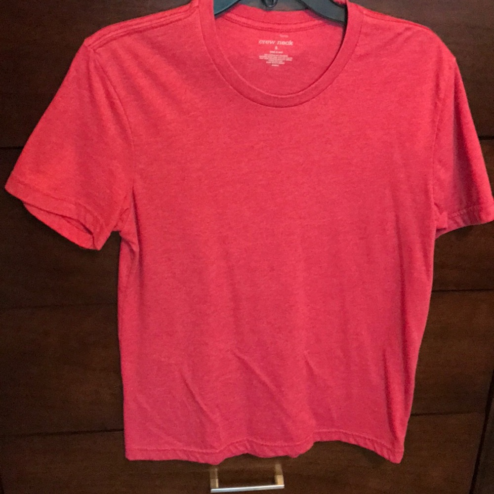 T shirt. It has a small hole